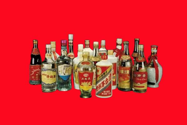 阿克苏市回收十八老酒.jpg